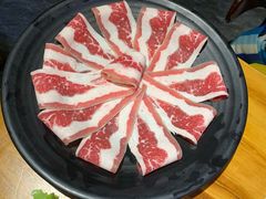 精品牛五花-唯成•韩国炭火烤肉 유성고기