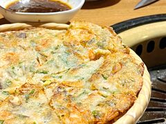 海鲜煎饼-炼火烤肉店