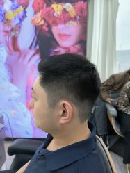 -藤野造型烫发染发