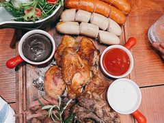 格鲁吉亚烤肉拼盘-格鲁·秀色Georgia’s Feast
