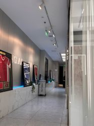 -PE SALON