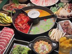 -三出山火锅(南京万象天地店)