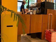 -YOLO COFFEE悠乐咖啡
