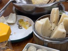 -老何家后安粉·糟粕醋海鲜火锅(三亚湾椰梦长廊店)