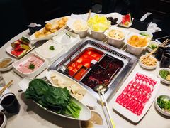 -海底捞火锅鲜切牛肉主题店(长寿路店)