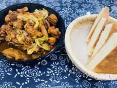 -八两八金·莱芜特色炒鸡(市南漳浦路店)