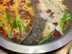 -沸炉重庆老火锅(军事博物馆店)