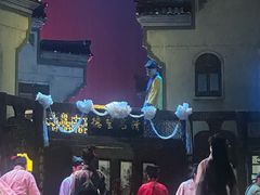 -虹桥艺术中心