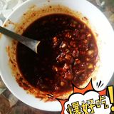 吐司面包+煎蛋(里面有切碎的德国小香肠)+味增汤