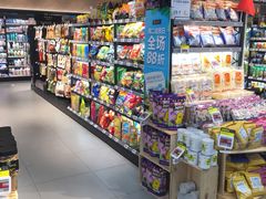 零售区-盒马鲜生(岭南新世界店)