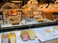 面包甜点陈列柜-喜茶(上海兴业太古汇店)