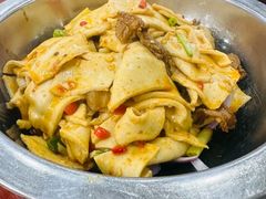 -湖南人家湘菜馆(镇江路店)