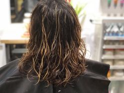 -Mentor Hair Salon