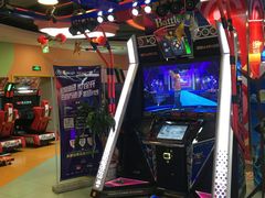 -爱玩嘉年华(龙湖源著天街店)