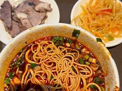 -清真·马安军辣子牛肉面