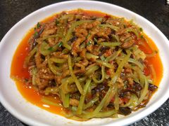 -万重锦·人文川菜馆(骡马市店)