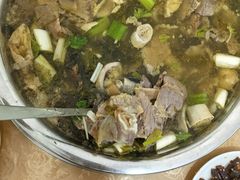 -黑竹沟新场牛肉火锅