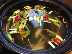 -陆记牛庄·碳锅龙虾烧烤(爱上花园店)