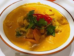 咖喱时蔬配手抓饼-若蘭慈·无国界素食料理(欢乐海岸店)