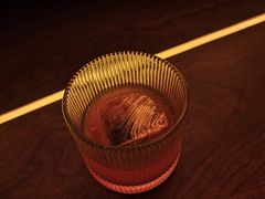 -SU lounge the lake view湖景酒廊