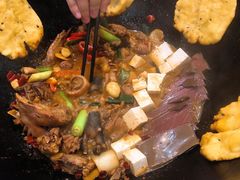 -六州府地锅鸡·农家菜·龙虾(未来科技城店)