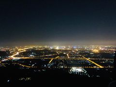-鬼笑石后山停车场