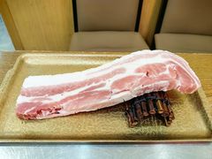 花刀熟成黑五花肉-韩阳王石板烤肉