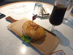 -必胜客(阿罗海店)