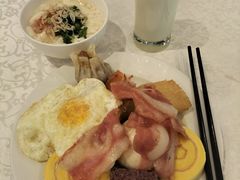 -南京双门楼宾馆(盐仓桥地铁站阅江楼店)