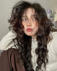 -苑苑发型设计