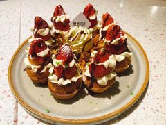 草莓忌廉华夫饼-BE BRIGHT KITCHEN(正佳广场店)