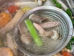 -牛里牛气· 榴莲海鲜鲜牛肉自助火锅·烤肉(横岗店)