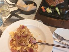 -必胜客(东大桥店)