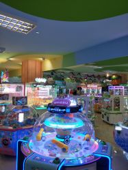 -莫莉幻想儿童乐园(绍兴金帝银泰城店)