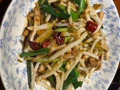 -魏铭鱼头捞饭(晋阳路店)