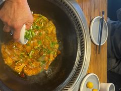 -锅老头海鲜铁锅炖