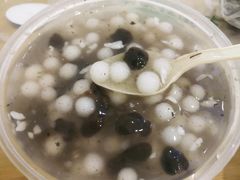 -芳婆糕团店(王府大街店)