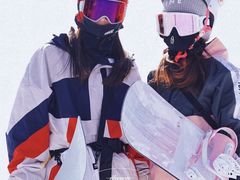 -中旅松花湖滑雪场