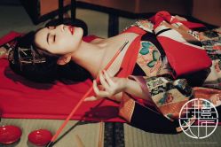 点击看大图 -持熹光年写真体验馆