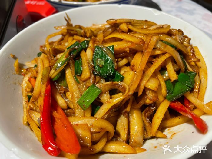 壹盏灯(惠农店)酸萝卜炒肚丝图片