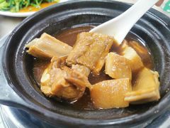 -新峰肉骨茶