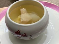 -满江红四季餐厅 · 国家五钻级酒家(新纪元大酒店店)