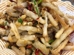 -江城燕子大排档(江汉路步行街店)