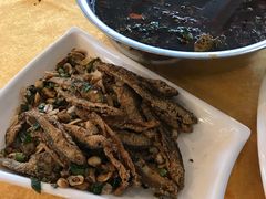 -胖大姐黄辣丁鱼庄(新津店)