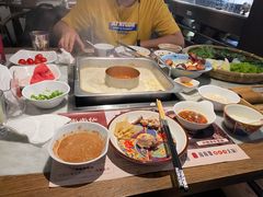 -尚尚仙·酸汤猪手·猪肚鸡火锅(华联万柳购物中心店)