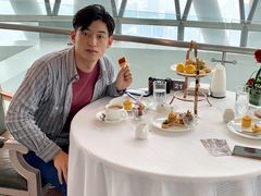 -广州塔卢特斯法国旋转餐厅