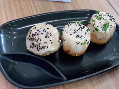 -小杨生煎(金山百联购物中心3楼店)