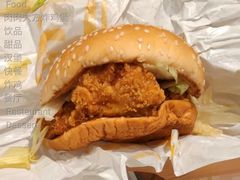 肉肉大方炸鸡堡-麦当劳(徐汇漕溪北路百脑汇店)