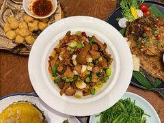 -老滇山寨•云南特色菜•地方菜•民族风情歌舞表演(金碧店)