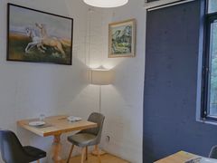 -Mark&Mars Restaurant